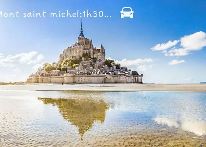 Le Nid Douillet Proche De La Mer. La Clef Des Paons